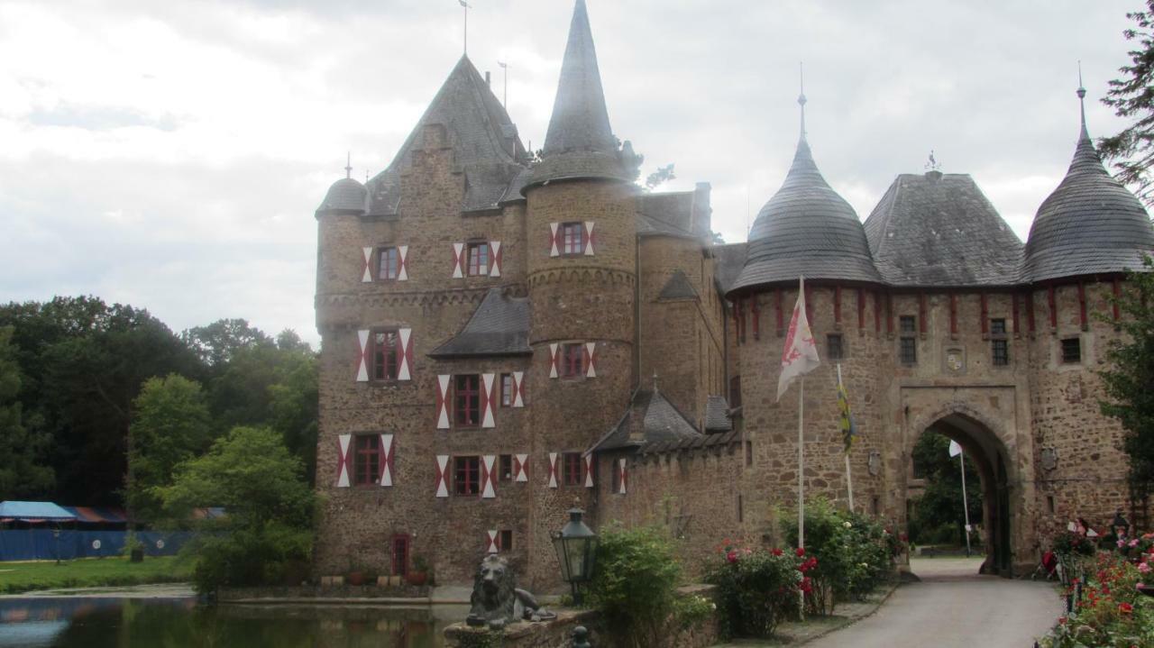 Eifel-Landhaus Ferienwohnungen "Em Gardestueffje" Mechernich Dış mekan fotoğraf